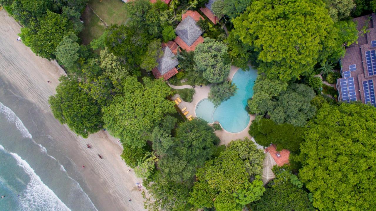 Capitan Suizo Beachfront Boutique Hotel Tamarindo Exterior photo