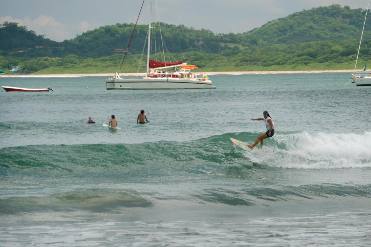 Capitan Suizo Beachfront Boutique Hotel Tamarindo Exterior photo